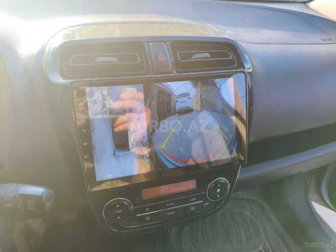 Mitsubishi Attrage-16