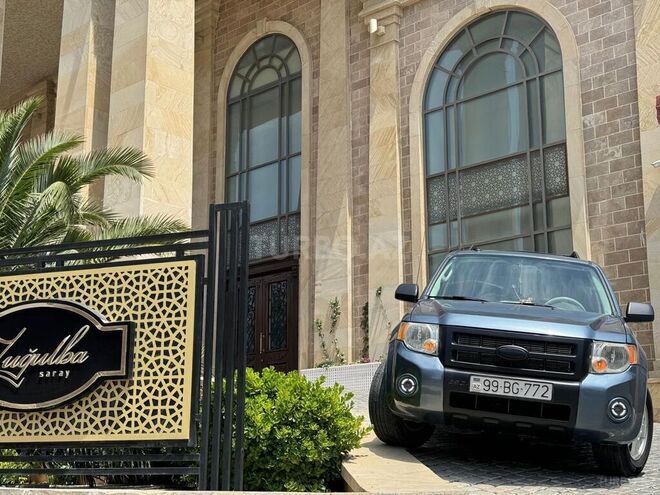 Ford Escape-12