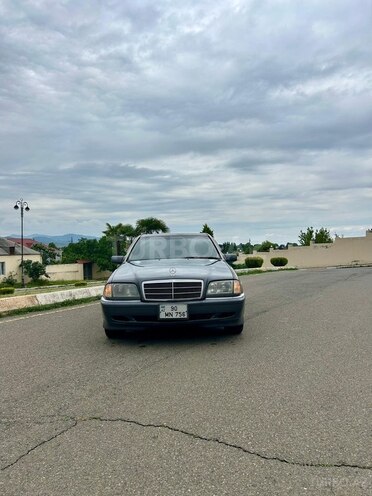 Mercedes C 220-3