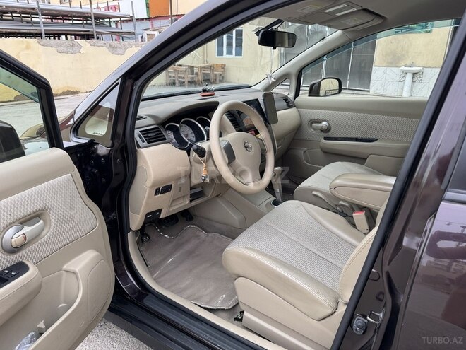 Nissan Tiida-2