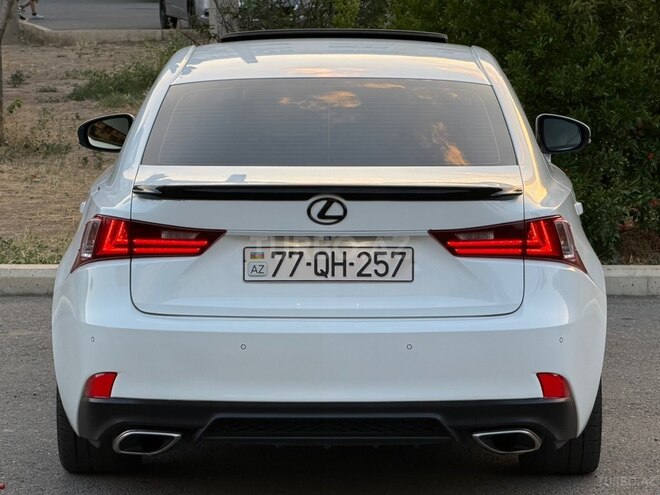 Lexus IS 350-2
