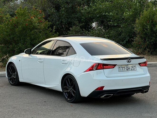 Lexus IS 350-7