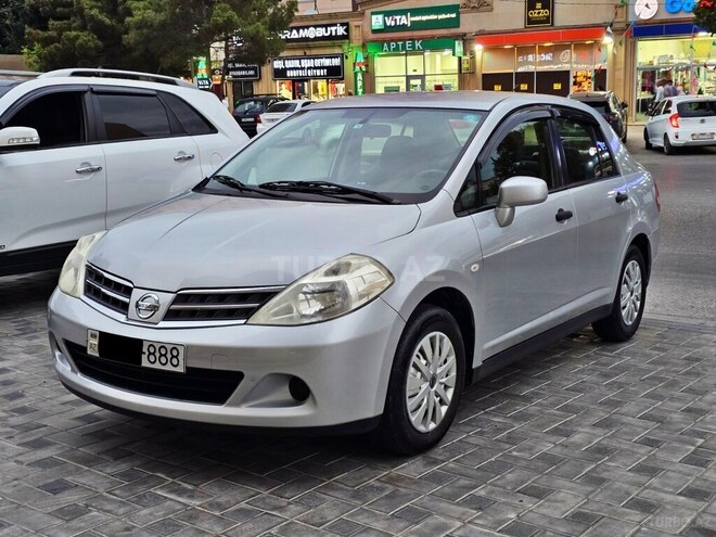 Nissan Tiida-3