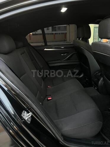 BMW 530-13