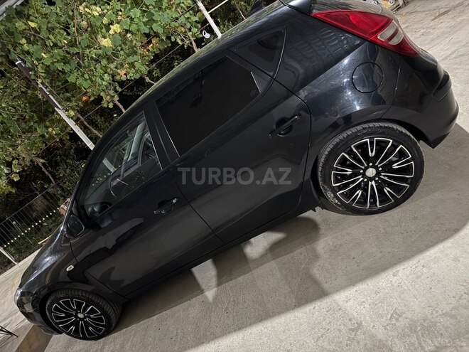 Hyundai i30-8