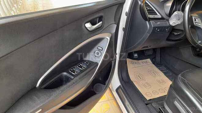 Hyundai Santa Fe-16