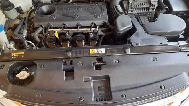 Hyundai Santa Fe-10