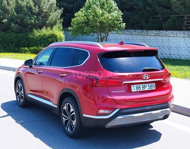 Hyundai Santa Fe-10