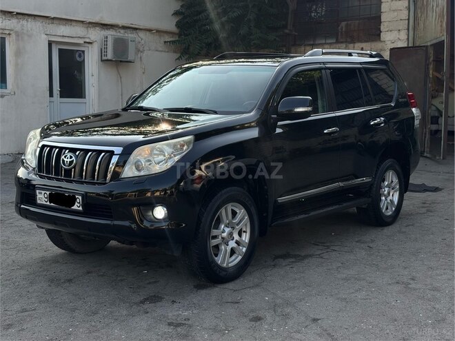 Toyota Land Cruiser Prado-4