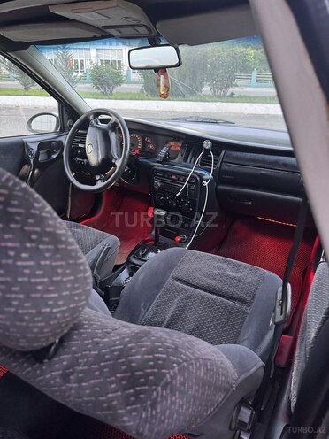 Opel Vectra-9