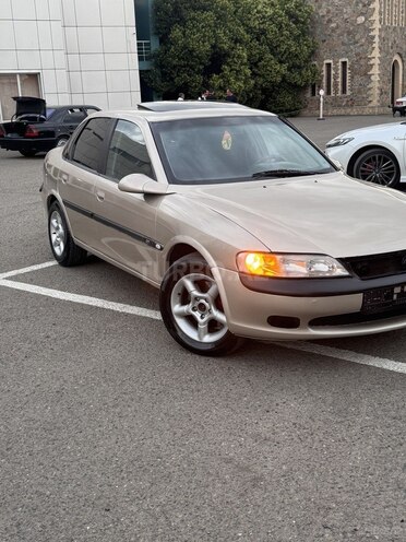 Opel Vectra-1