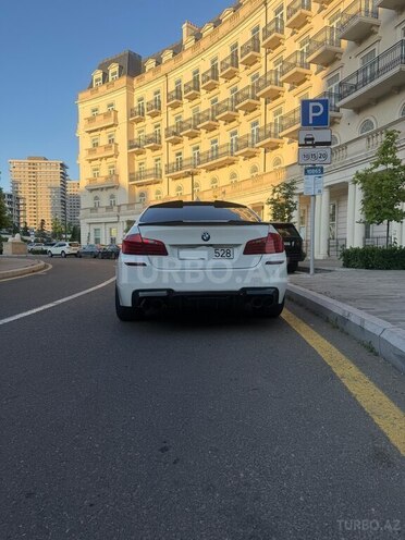 BMW 528-6