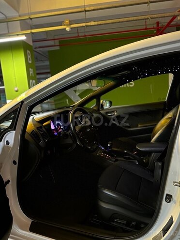 Kia Cerato-4
