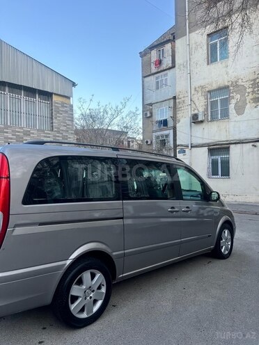 Mercedes Viano-7