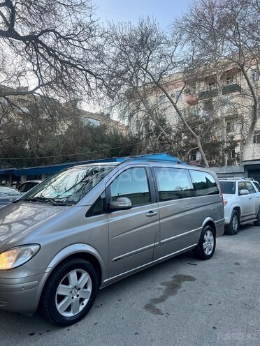 Mercedes Viano-6