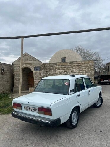 LADA (VAZ) 2107-4