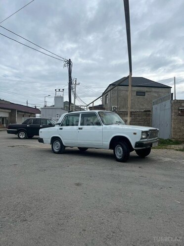 LADA (VAZ) 2107-5