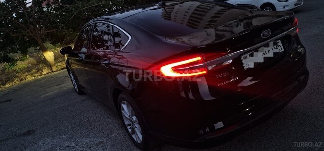 Ford Fusion (North America)-15