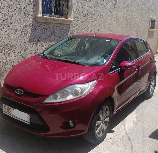 Ford Fiesta-1