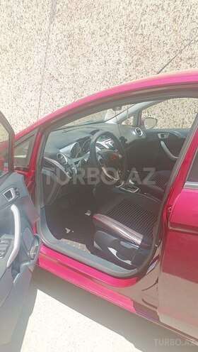 Ford Fiesta-3