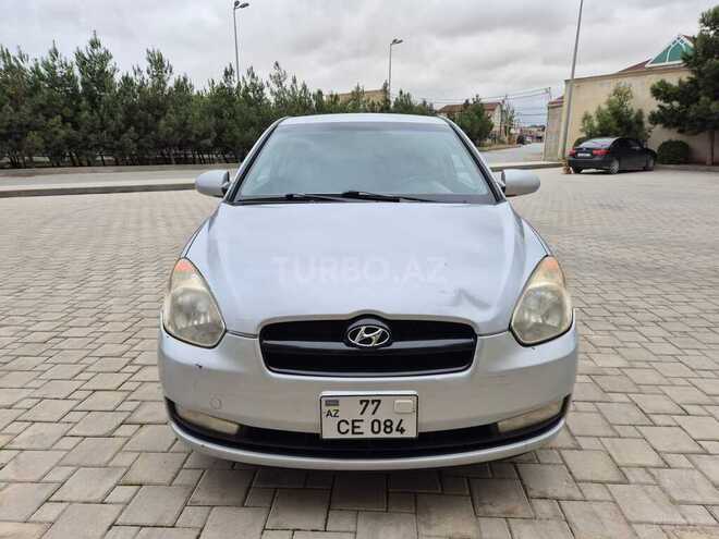 Hyundai Accent-1