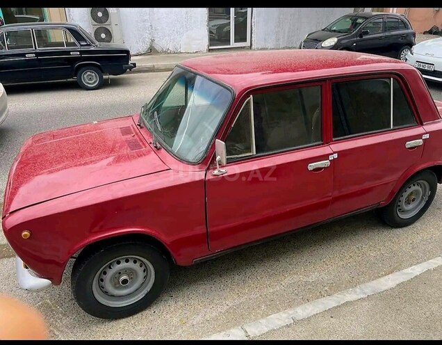 LADA (VAZ) 21011-3