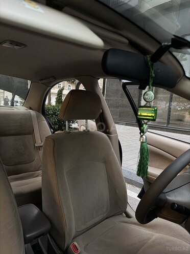 Nissan Sunny-5
