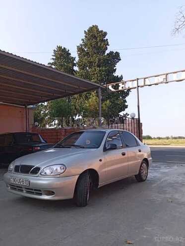 Daewoo Lanos-3
