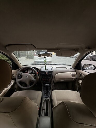 Nissan Sunny-8