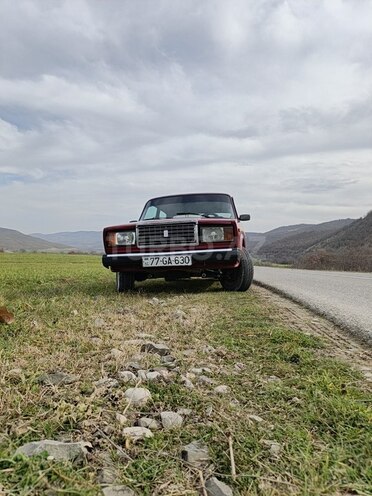 LADA (VAZ) 2107-1