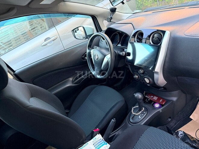 Nissan Note-5