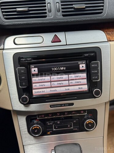 Volkswagen Passat-31