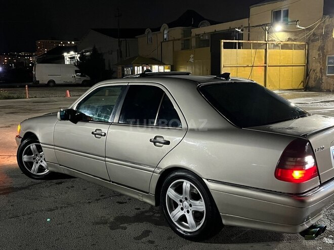 Mercedes C 230-4