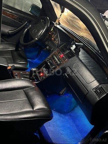 Mercedes C 230-6