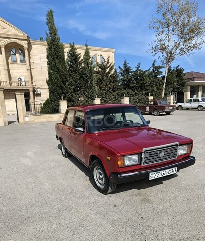 LADA (VAZ) 2107-2