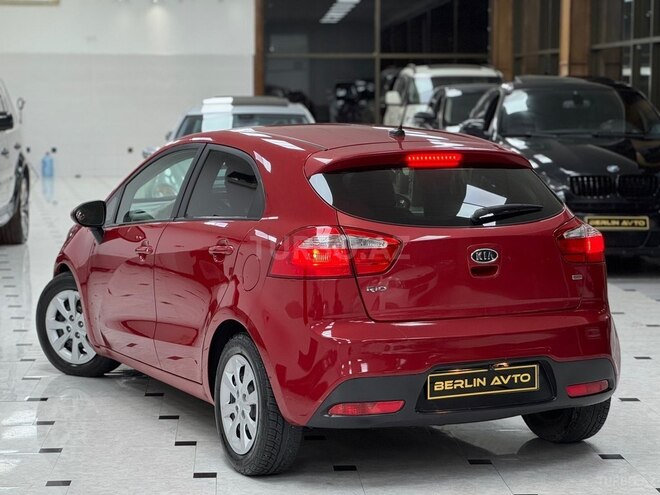 Kia Rio-7