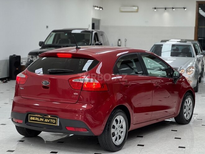 Kia Rio-11