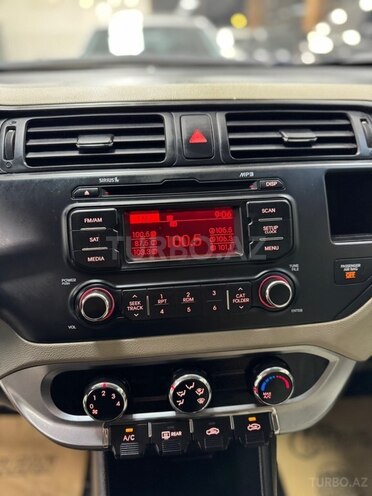 Kia Rio-29