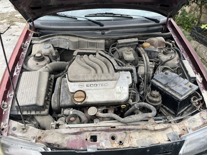 Opel Astra-2