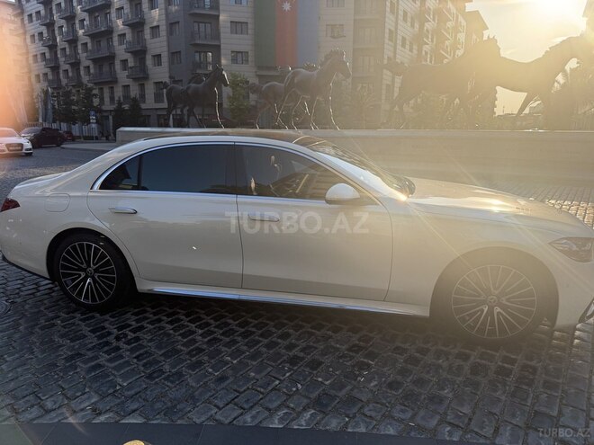 Mercedes S 500 4MATIC-7