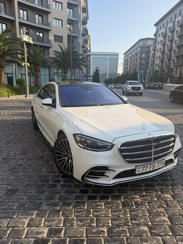 Mercedes S 500 4MATIC-10