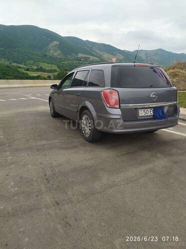 Opel Astra-10