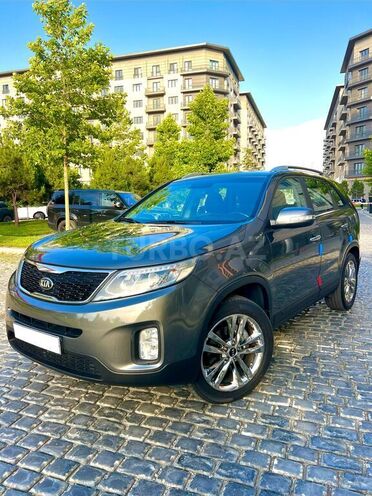 Kia Sorento-13