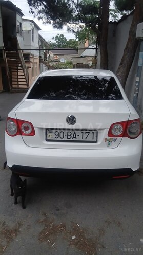 Volkswagen Jetta-2