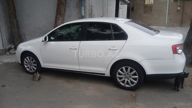 Volkswagen Jetta-6