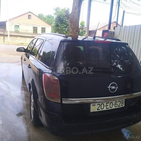Opel Astra-10