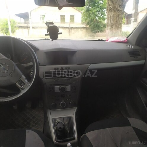 Opel Astra-3