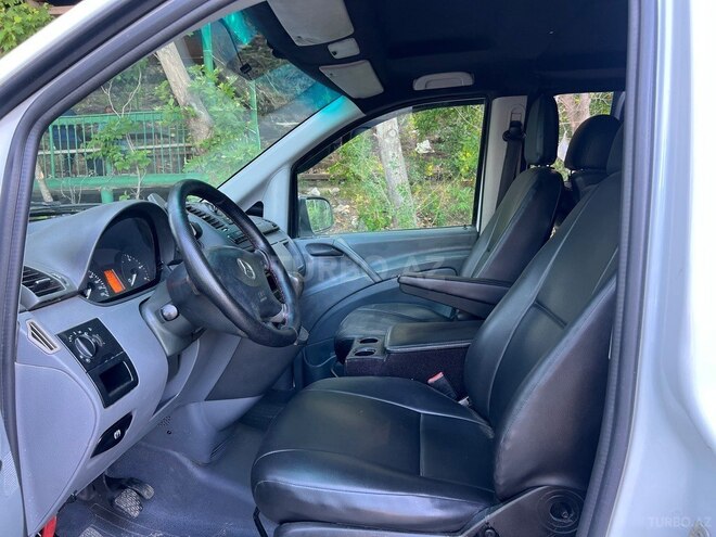 Mercedes Vito 115 CDI-11