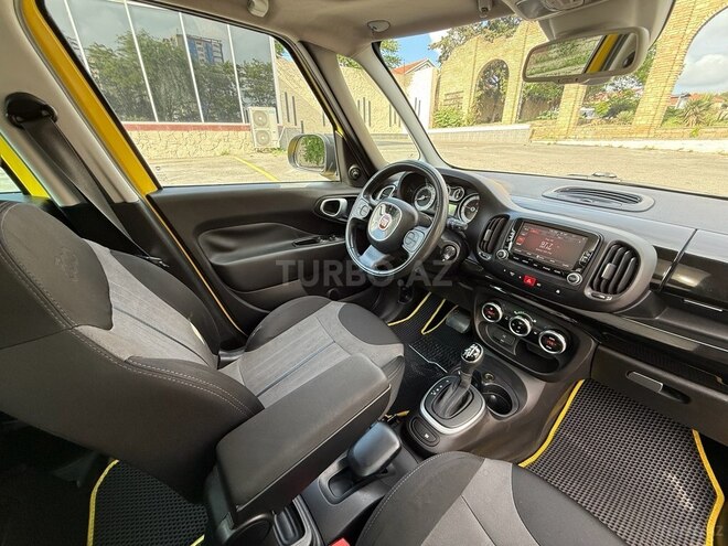 Fiat 500L-12