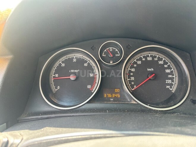 Opel Astra-10